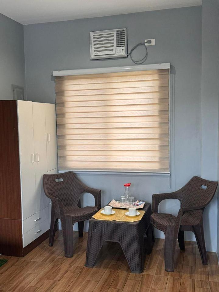 Casa Alberto Of Calapan Town Center Экстерьер фото