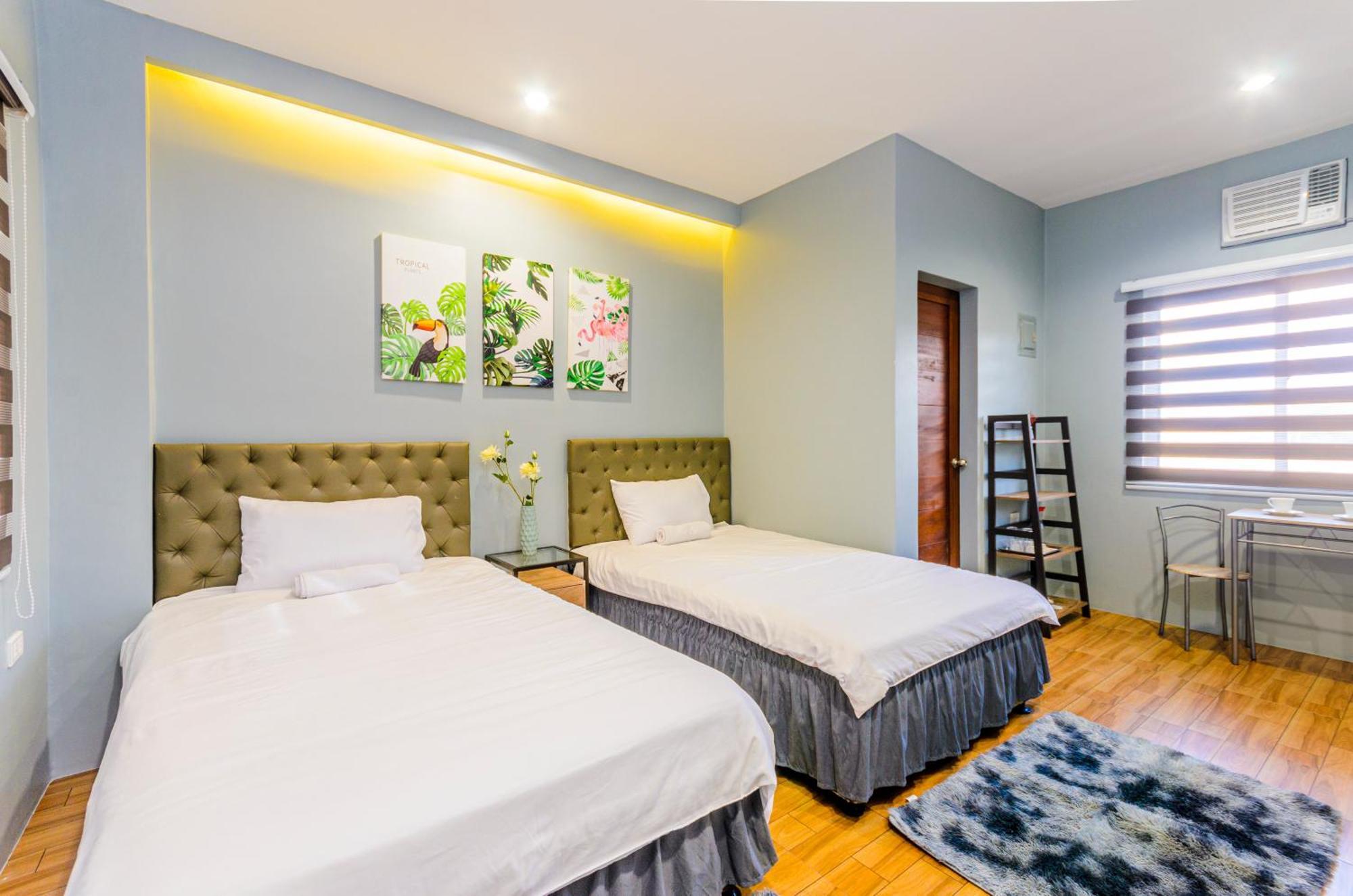 Casa Alberto Of Calapan Town Center Экстерьер фото
