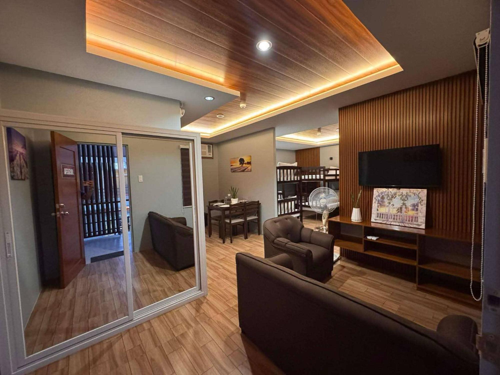 Casa Alberto Of Calapan Town Center Экстерьер фото