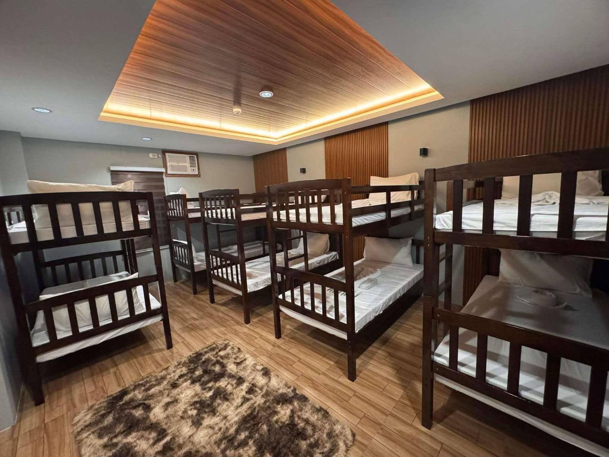 Casa Alberto Of Calapan Town Center Экстерьер фото