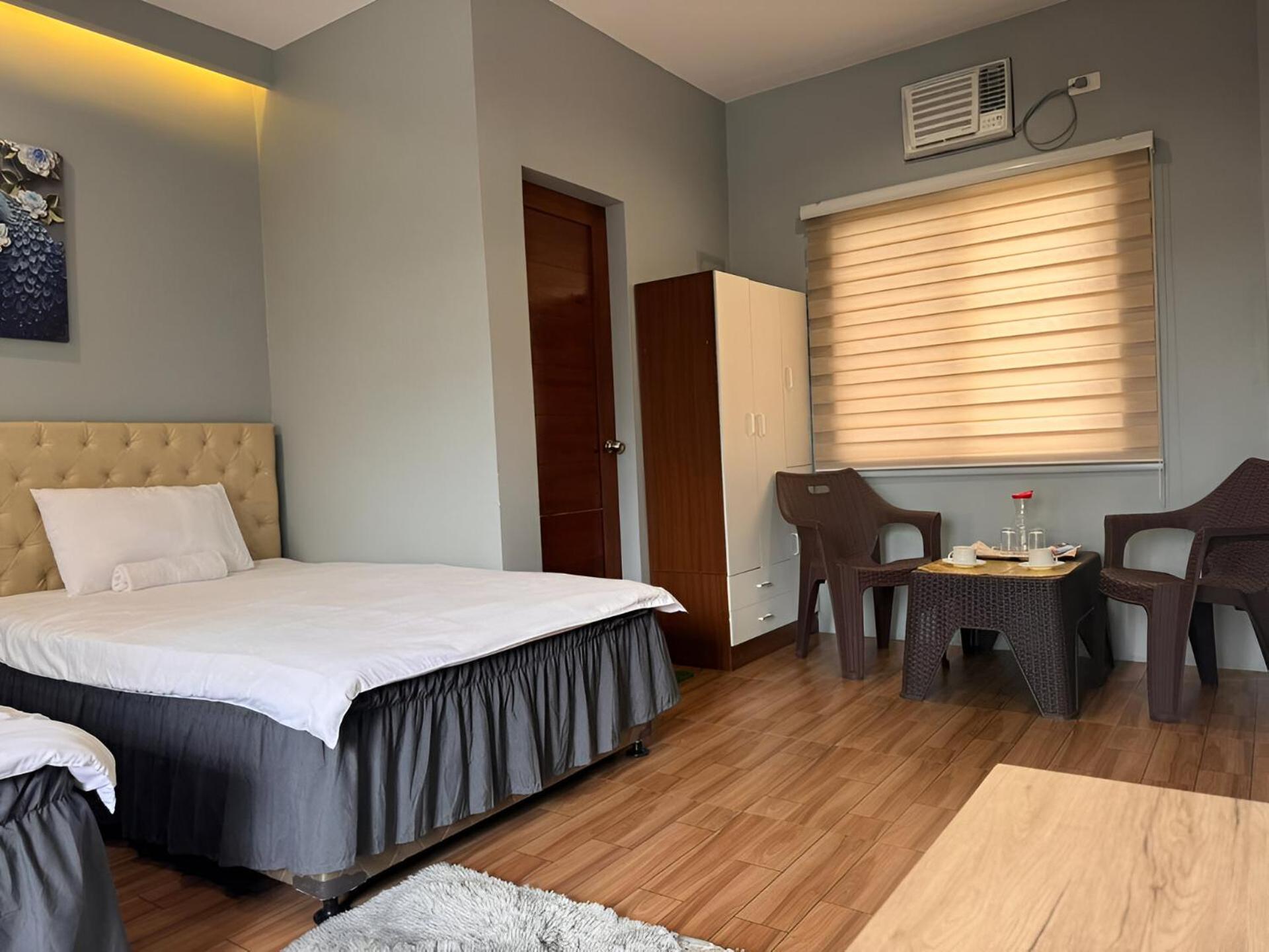 Casa Alberto Of Calapan Town Center Экстерьер фото